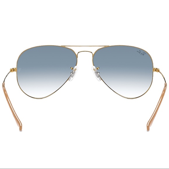 RAY•BAN
RB 3025 Aviator Gold Metal Blue Gradient - Picture 3 of 6